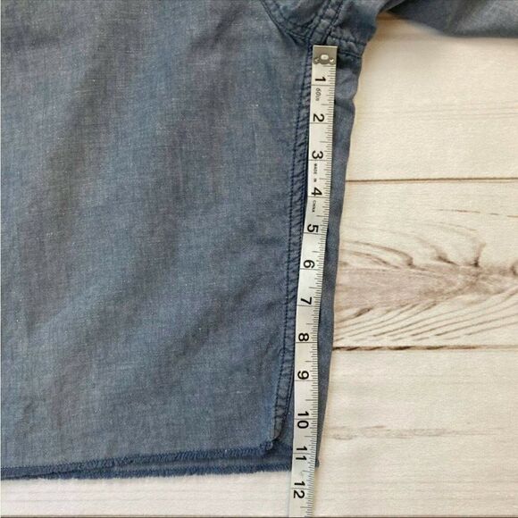 Planet Earth Blue Medium Wash Pockets Flat Front Jean Shorts Size 34 - Picture 8 of 9